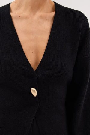 VILZSTUDIOS Elegant V-Neck Cardigan