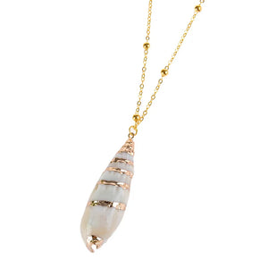 VILZSTUDIOS Natural Boho Shell Pendant Necklace