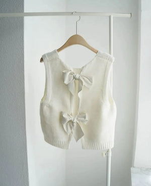 VILZSTUDIOS Cozy Bows Sleeveless Sweater