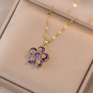VILZSTUDIOS Sweet Crystal Zircon Flower Pendant Necklace