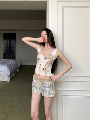 VILZSTUDIOS Anime Girl Graphic Crop Top