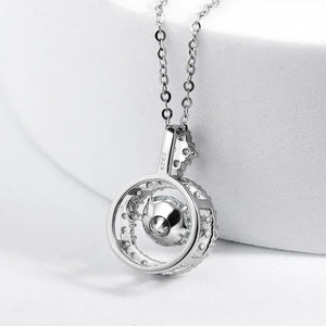 VILZSTUDIOS Moissanite Pendant Necklace
