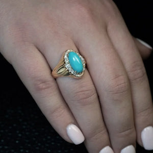 VILZSTUDIOS Exquisite Blue Stone Gold Ring