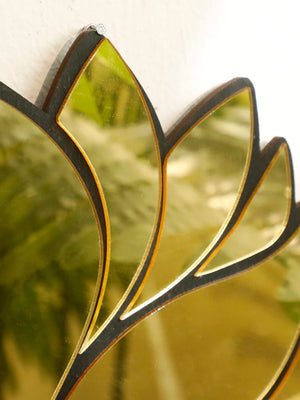 VILZSTUDIOS 1Pc Acrylic Lotus Flower Wall Mirror – Decorative Modern Wall Hanging, Wooden Home Decor for Living Room, Bedroom, and Office