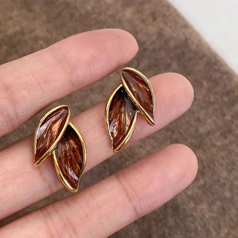 VILZSTUDIOS Golden Autumn Leaf Stud Earring