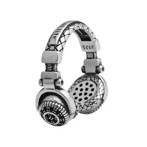 VILZSTUDIOS Adjustable ring inspired by headphones design