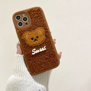 VILZSTUDIOS Cute bear iPhone case for stylish protection