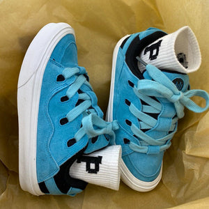 VILZSTUDIOS stylish sneakers for streetwear