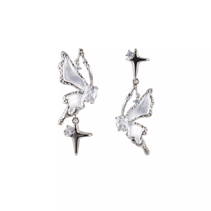 VILZSTUDIOS Stylish butterfly earrings