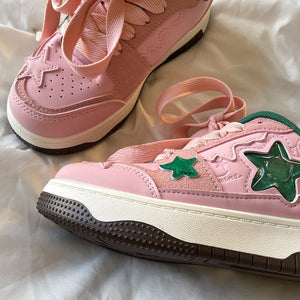 VILZSTUDIOS Stylish pink sneakers with star design