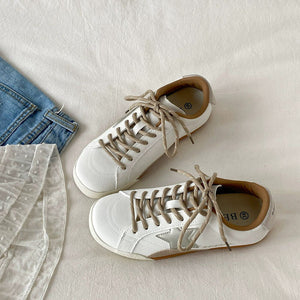 VILZSTUDIOS Aesthetic star patch sneakers for casual wear