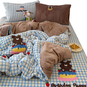 VILZSTUDIOS Multicolor check and stripe fleece bedding set with cartoon animal appliqués
