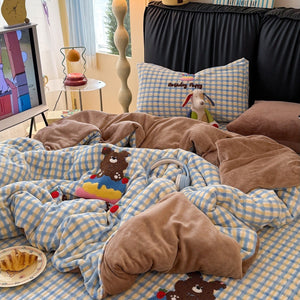VILZSTUDIOS Multicolor check and stripe fleece bedding set with cartoon animal appliqués