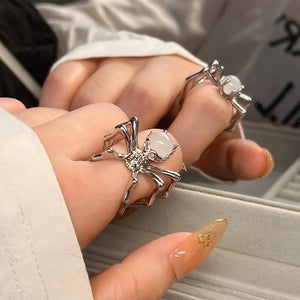 VILZSTUDIOS Adjustable ring with unique arachnid design