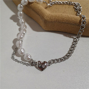 VILZSTUDIOS Asymmetric heart pendant pearl chain necklace