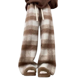 VILZSTUDIOS Cozy plaid trousers for autumn fashion