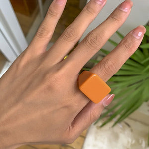 VILZSTUDIOS Bold geometric chunky ring for stylish accessories