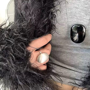 VILZSTUDIOS Adjustable pearl ring for stylish accessorizing