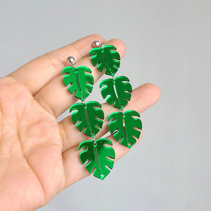 VILZSTUDIOS Stylish earrings inspired by botanical design