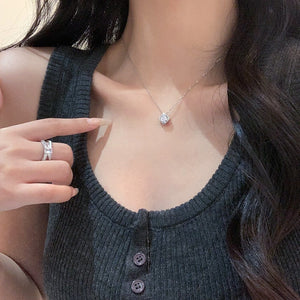 VILZSTUDIOS silver-tone clear stone pendant necklace