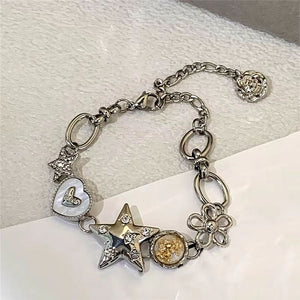 VILZSTUDIOS Stylish charm bracelet with star and heart accents