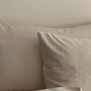 VILZSTUDIOS champagne floral damask jacquard bedding set with paneled pillowcases