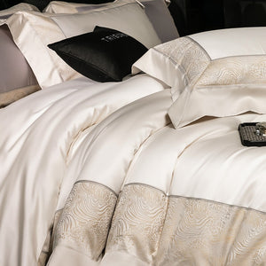 VILZSTUDIOS champagne and beige animal jacquard border duvet cover set with wide tailored flanges