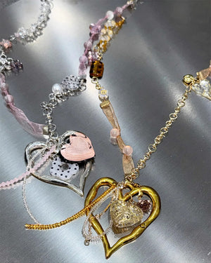 VILZSTUDIOS Charming beaded heart necklace accessory