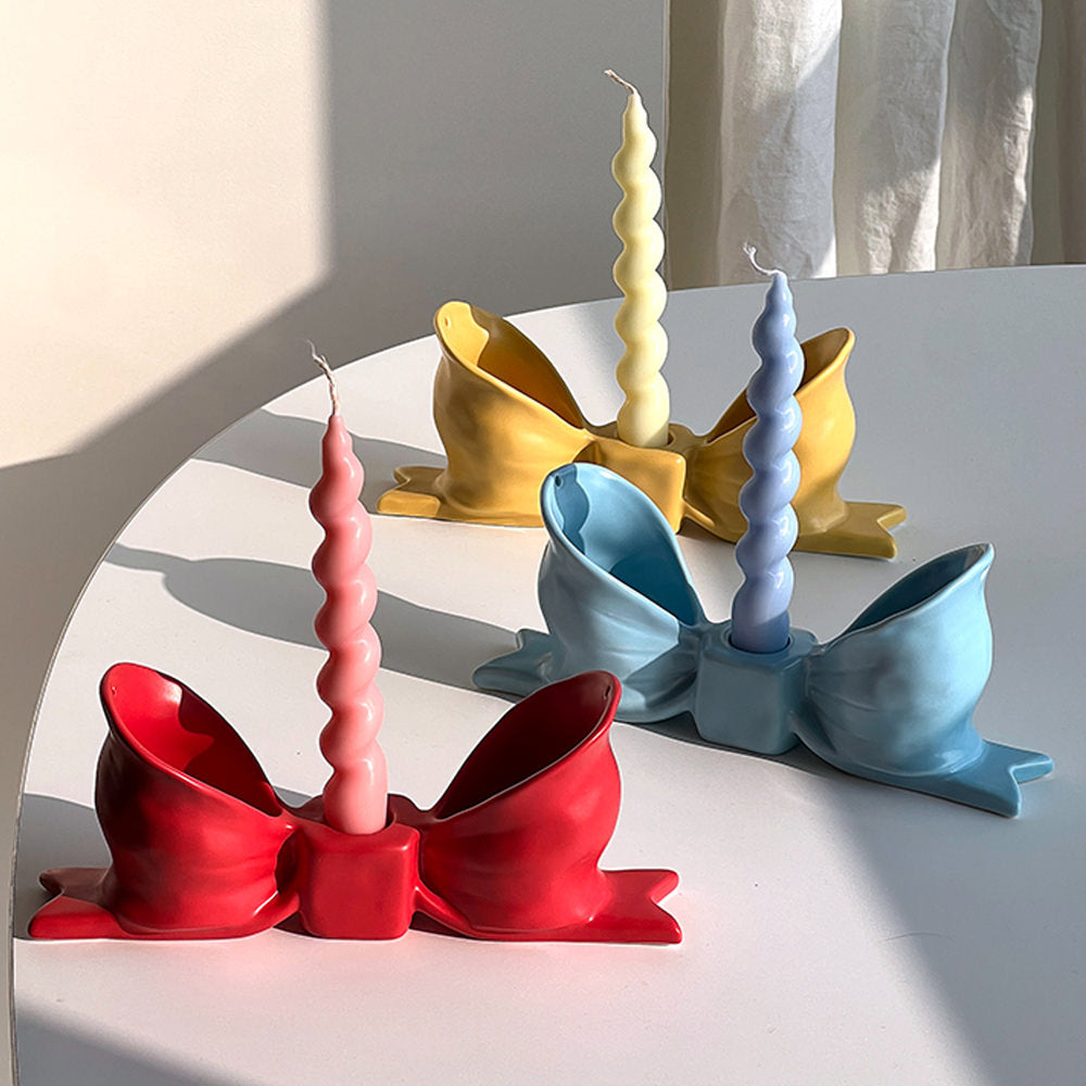 VILZSTUDIOS Ceramic bow shaped candle holder