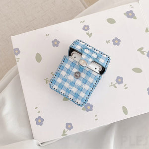 VILZSTUDIOS Stylish AirPods case with a checkered design