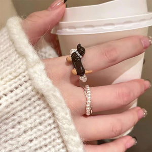 VILZSTUDIOS Dachshund charm pearl ring