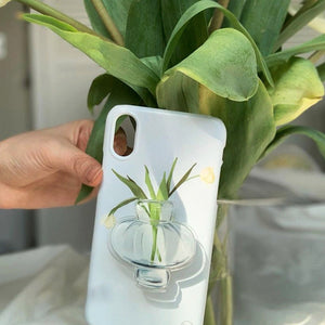VILZSTUDIOS Floral iPhone case for stylish protection