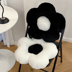 VILZSTUDIOS Floral shaped plush pillow