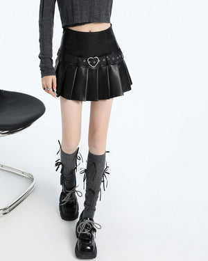 VILZSTUDIOS Charming pleated skirt with heart buckle belt