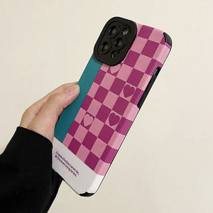 VILZSTUDIOS Stylish phone case with heart grid design