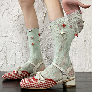 VILZSTUDIOS Charming lace socks with rosebud embellishments