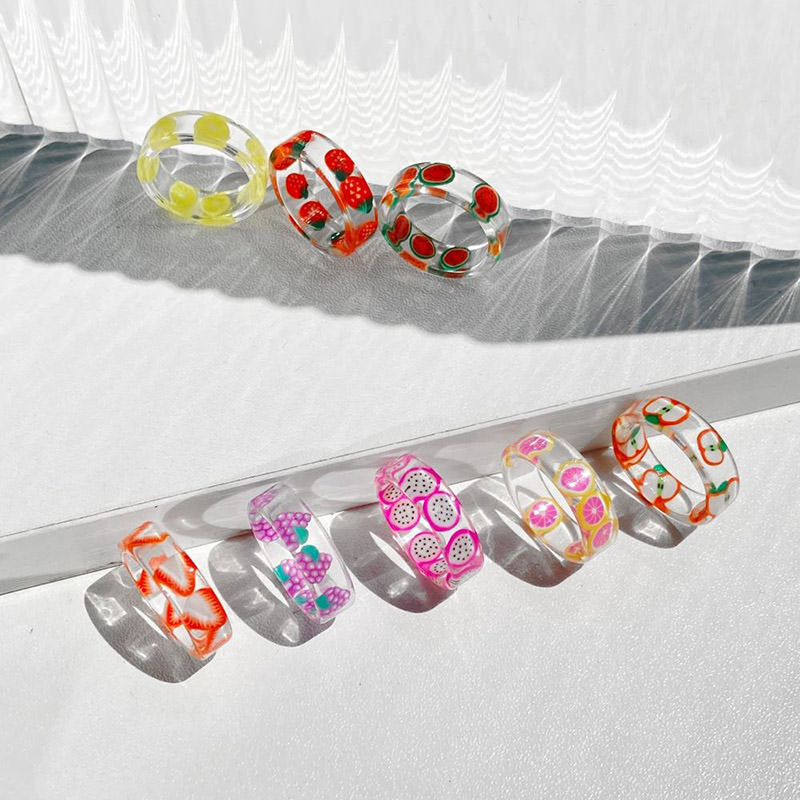 VILZSTUDIOS Handmade clear fruit resin ring