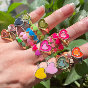 VILZSTUDIOS Stylish ring with heart design
