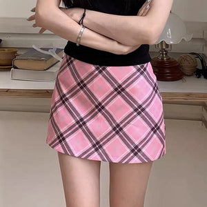 VILZSTUDIOS Chic pink mini skirt from VILZSTUDIOS
