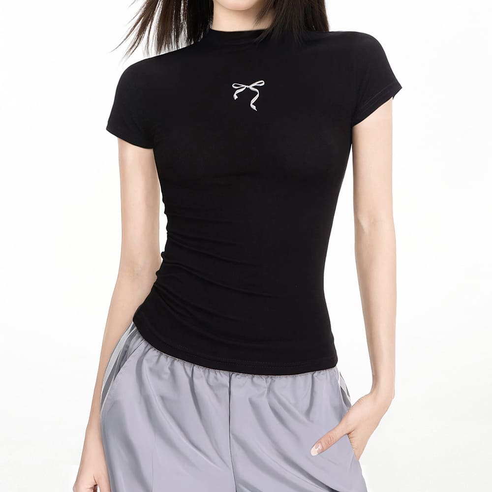 VILZSTUDIOS Chic bow embroidery cropped top from VILZSTUDIOS