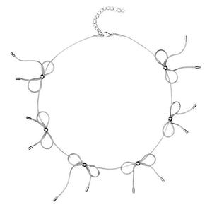 VILZSTUDIOS Stylish silver bow choker accessory
