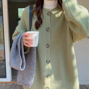 VILZSTUDIOS Chic oversized knit cardigan for casual layering