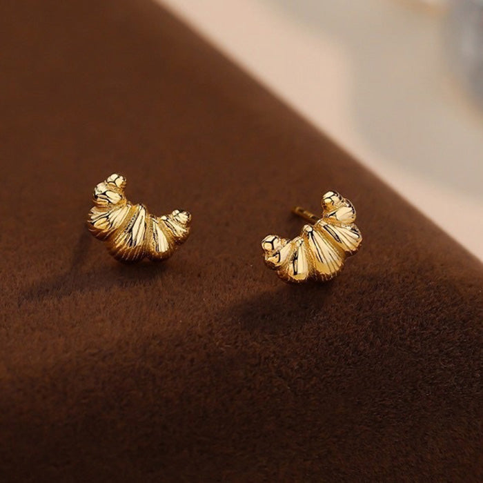 VILZSTUDIOS Stylish croissant inspired earrings for fashion lovers