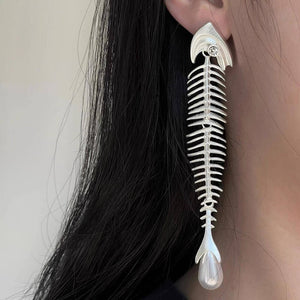 VILZSTUDIOS Stylish fishbone earrings with pearl drop