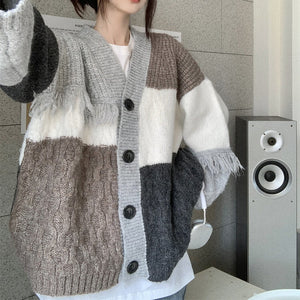 VILZSTUDIOS Chic knit cardigan with fringe design