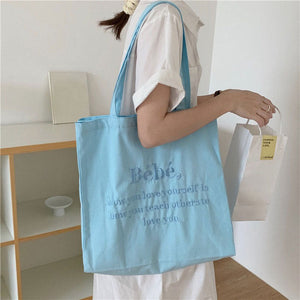 VILZSTUDIOS Stylish tote bag with embroidery design