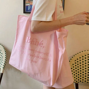 VILZSTUDIOS Stylish tote bag with embroidery design
