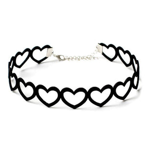 VILZSTUDIOS Stylish heart embellished choker accessory