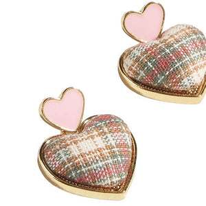 VILZSTUDIOS Stylish heart earrings made of zinc alloy