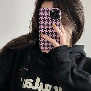 VILZSTUDIOS Stylish houndstooth print iPhone case